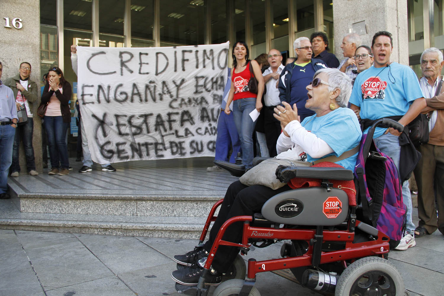 15M en la Caixa gran via 02