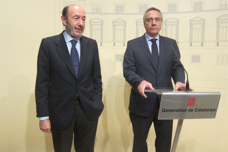 Rubalcaba y Pere Navarro