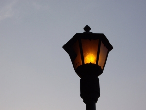old-street-lamp-1429556-m