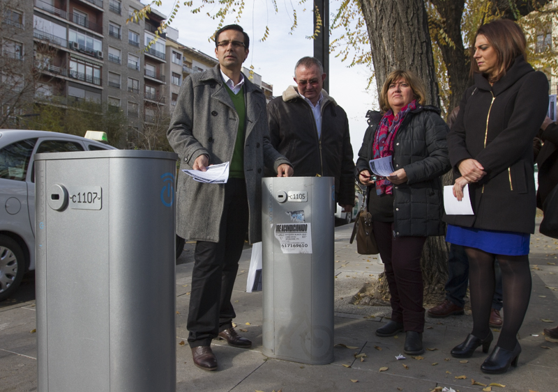 Visita de concejales del PSOE a la zona de Triunfo _02