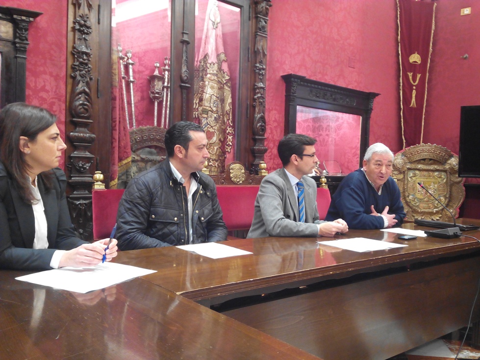 Cuenca, junto a los representantes de los comerciantes