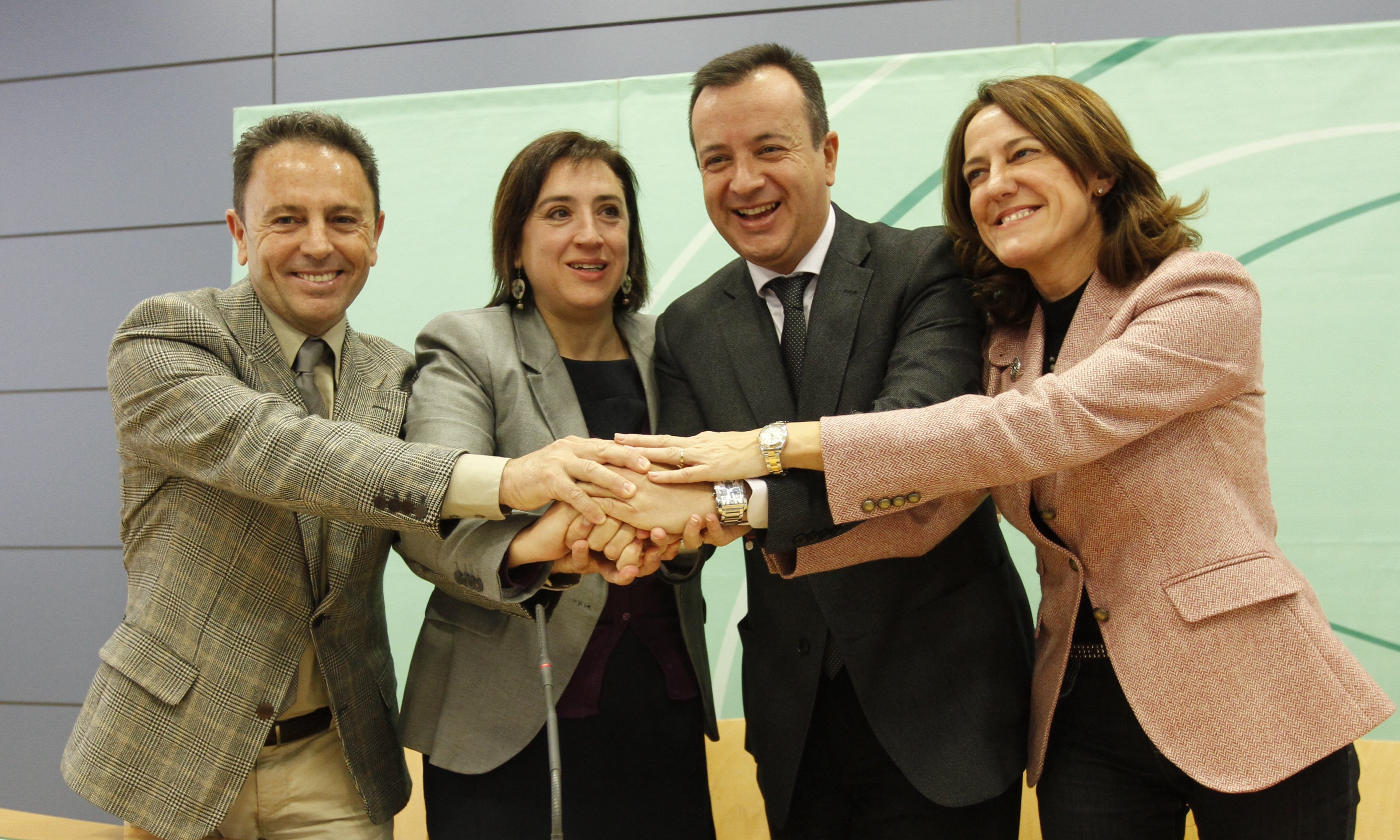 Firma de acuerdo entre el Servicio Andaluz de Salud y el Instituto de Medicina Legal de Granada 01