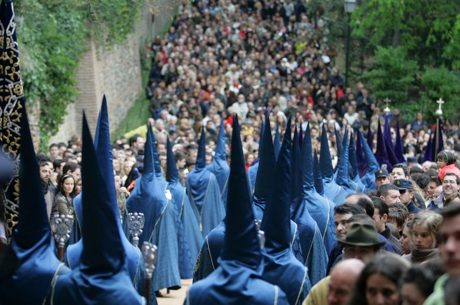 semana santa gente alhambra