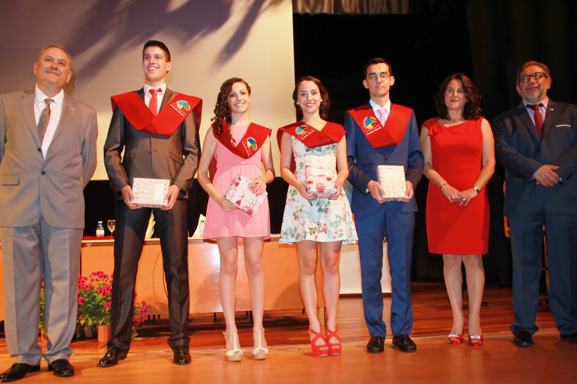 ESTUDIANTES DESTACADOS EN IES AL ANDALUS 2014