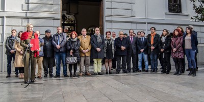 Minuto-de-silencio-Charile-Hebdo-CarlosGil