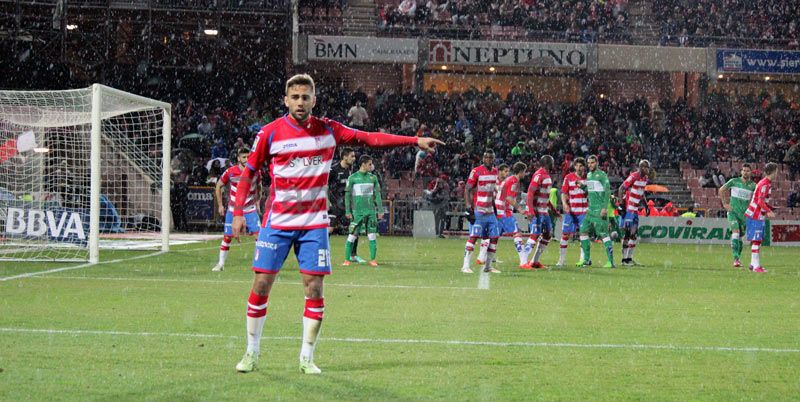 granadacf-elche-corner