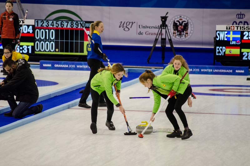 cierra su participación en Curling femenino con de derrotas