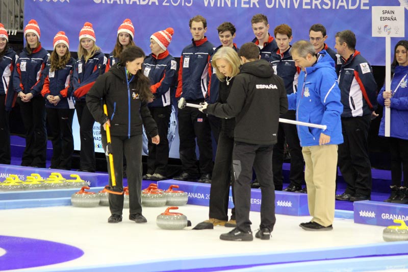 universiada-15-02-05-curling-inauguracion