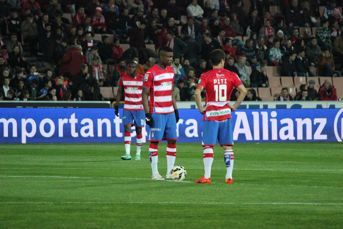 granadacf-eibar-saque