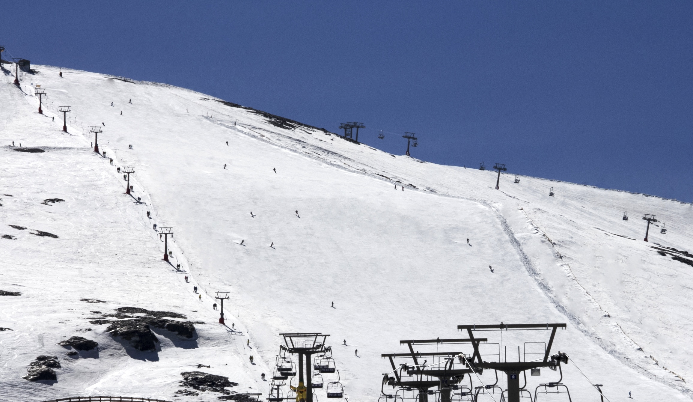 sierra nevada pisada nieve primavera