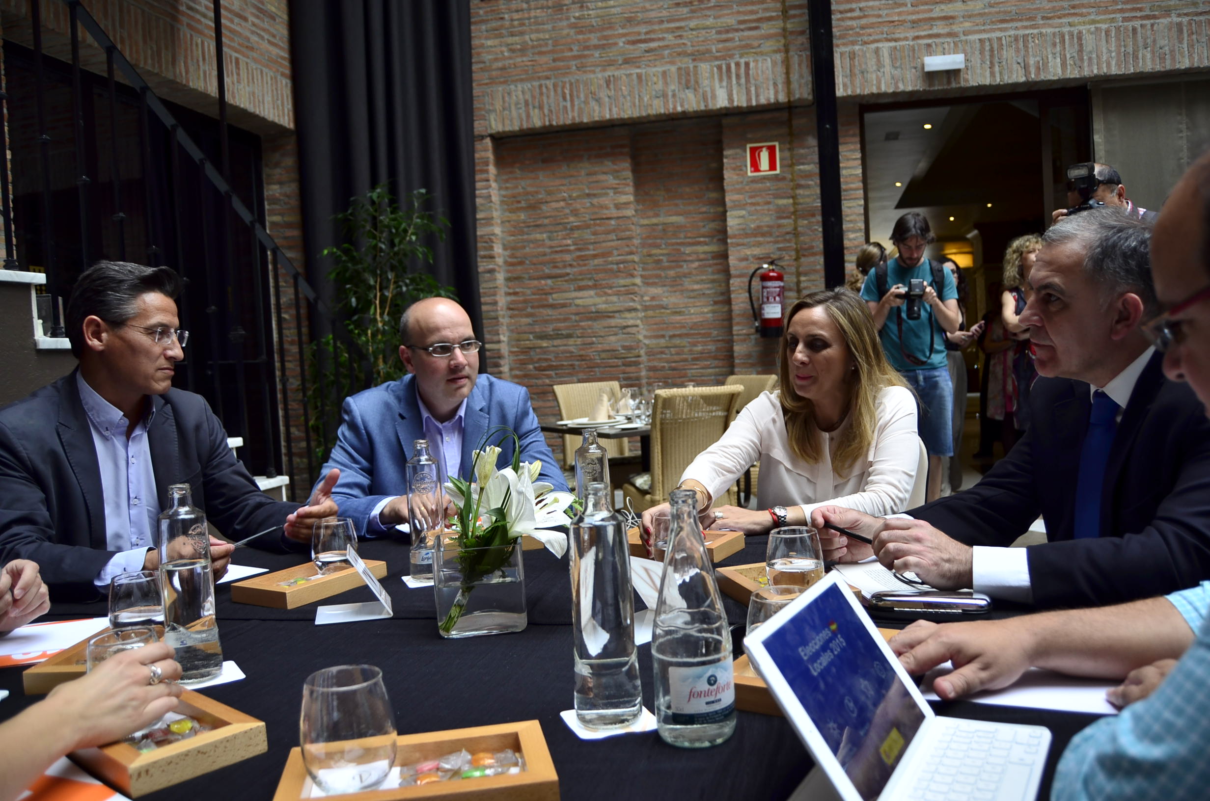 Luis-Salvador-Santiago-Pérez-Ciudadanos-PP-Reunión