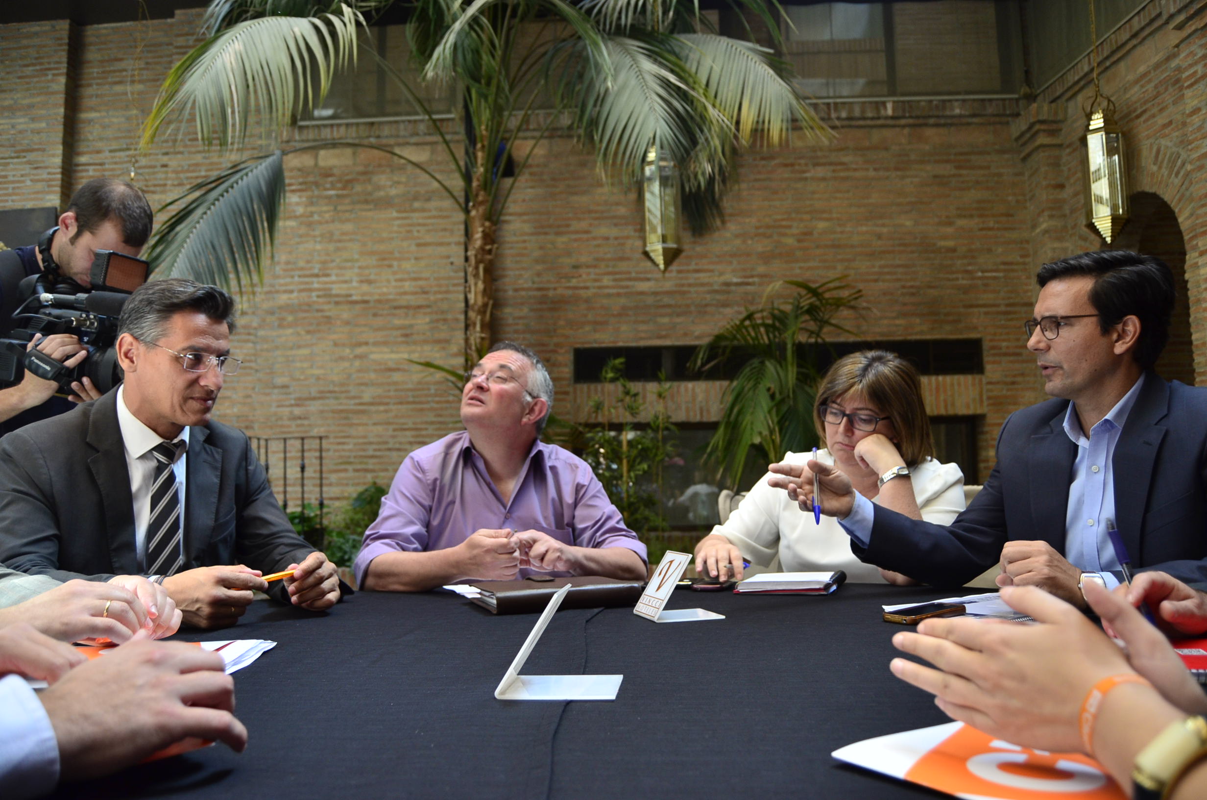 reunión ciudadanos psoe