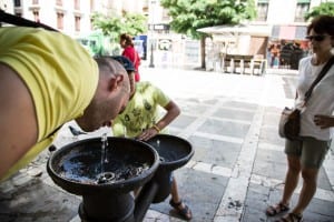 Calor-Ola-Calor-Verano-Refresco