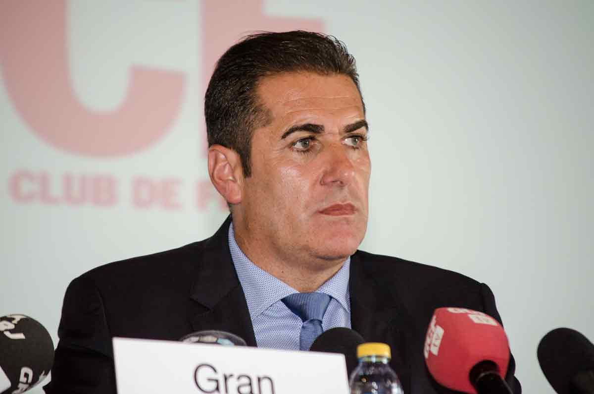 Granada-CF-Presentacion-Sandoval-Entrenador (16)