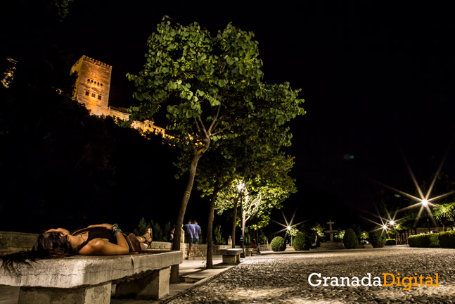 Granada-de-noche--Dia-1-(14-de-22)