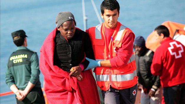 inmigrantes cruz roja