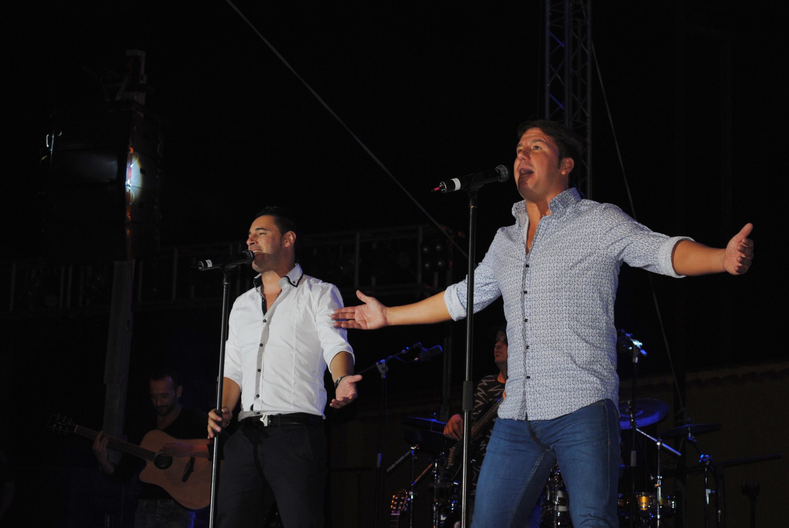 Andy y Lucas durante su actuación en Maracena
