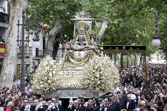 Virgen de las Angustias 2015 1