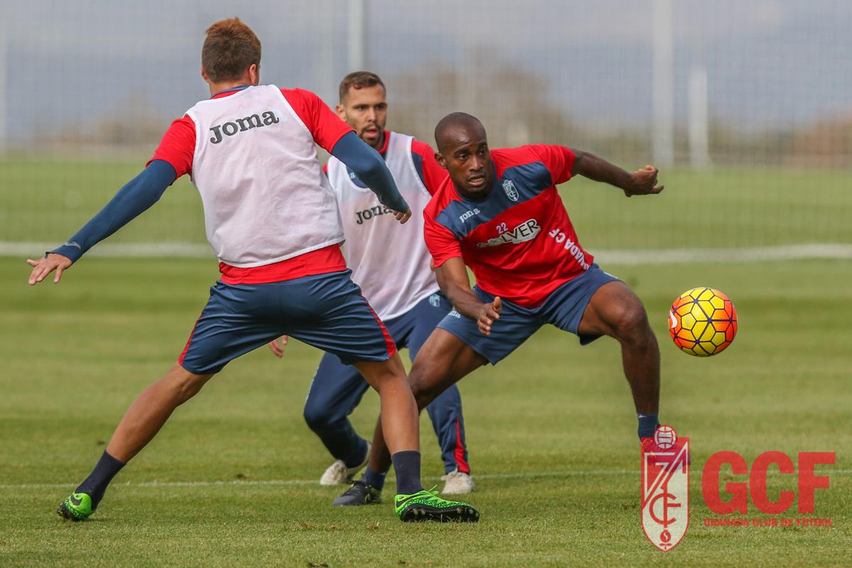 foulquier-entrenamiento-granadacf