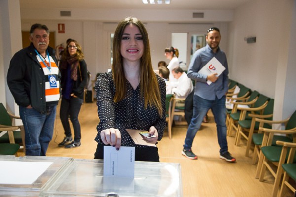 Ana Terrón 20D Elecciones Generales Urnas Votación Votos -8