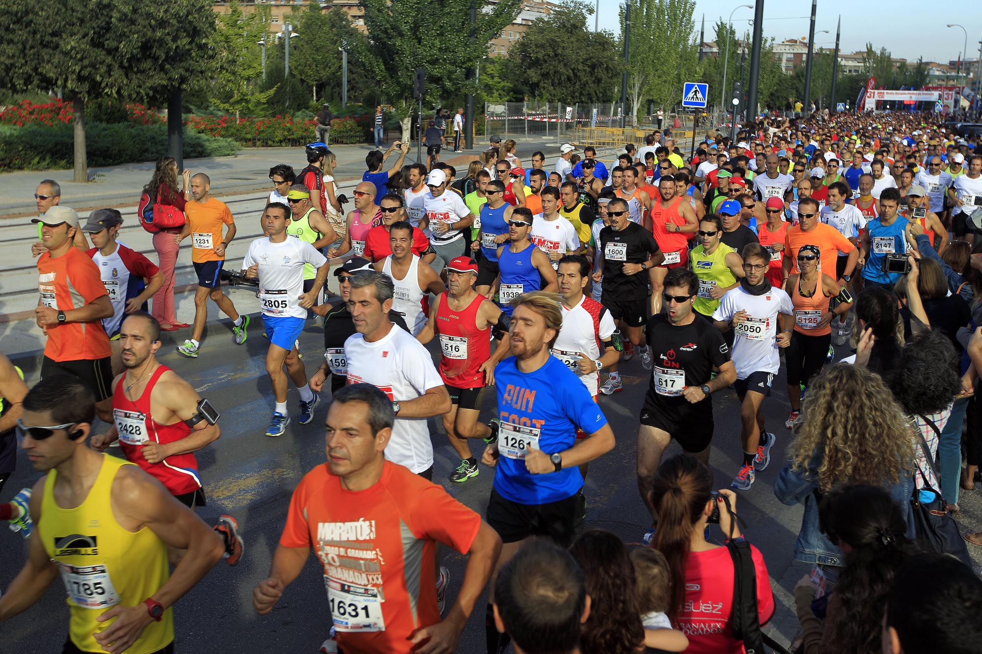 Salida-Media-Maraton-Granada