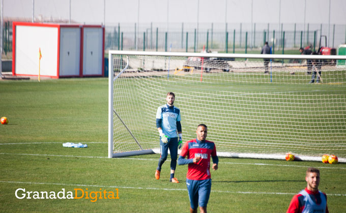 jesus-fernandez-el-arabi-granadacf-entrenamiento