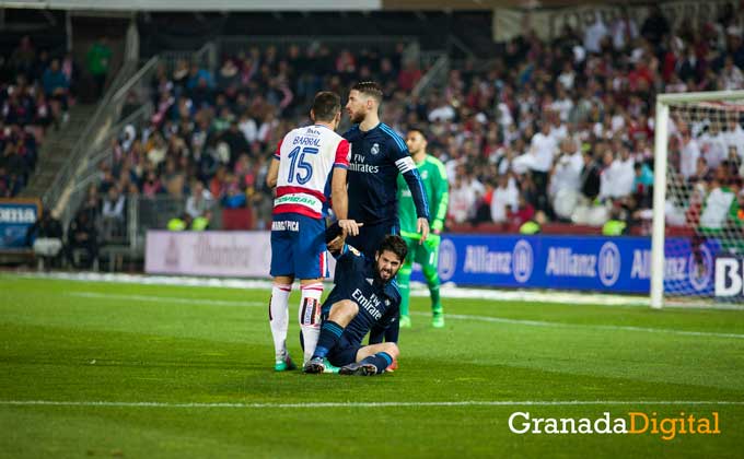 isco-barral-sergio-ramos-granadacf-realmadrid