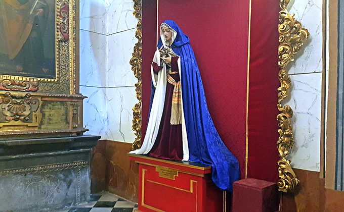 Virgen de los remedios 2