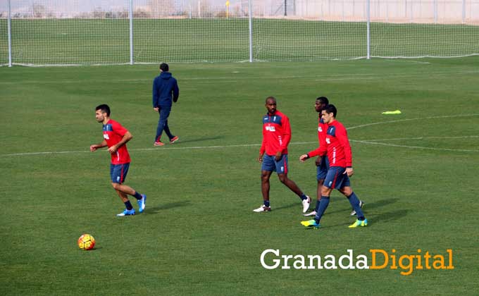 entrenamiento-granadacf-foulquier