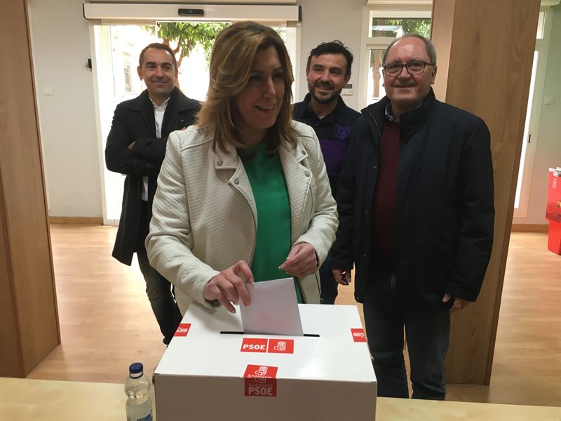 susana-diaz-votando