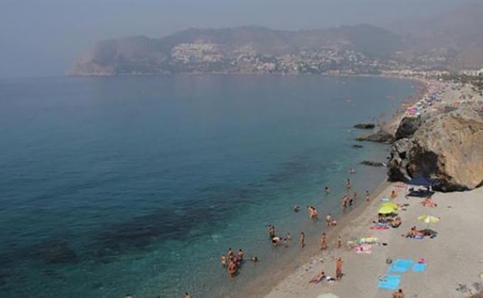 Comienza la temporada de playa en Motril con todos los medios municipales de vigilancia, limpieza y mantenimiento en servicio