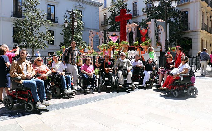 Paseo cruces ciudad accesible