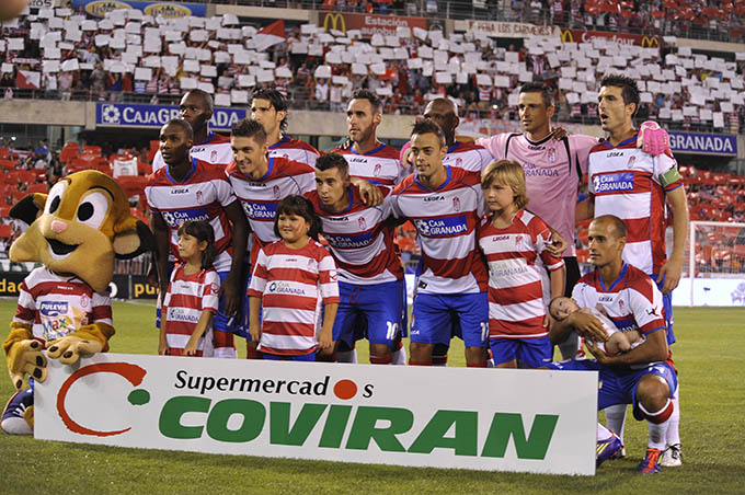 GR01.GRANADA, 27/08/11.- ENCUENTRO DE FUTBOL LIGA DE FUTBOL BBVA ENTRE EL GRANADACF-REAL BETIS DISPUTADO EN EL CAMPO DE LOS CARMENES DE GRANADA. EN LA IMAGEN