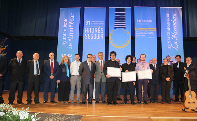 ACTO-ENTREGA-PREMIOS-GUITARRISTAS-GALARDONADOS-Y-JURADO-ULTIMA-EDICION