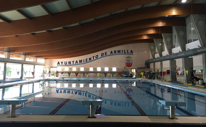 Piscina gimnasio armilla