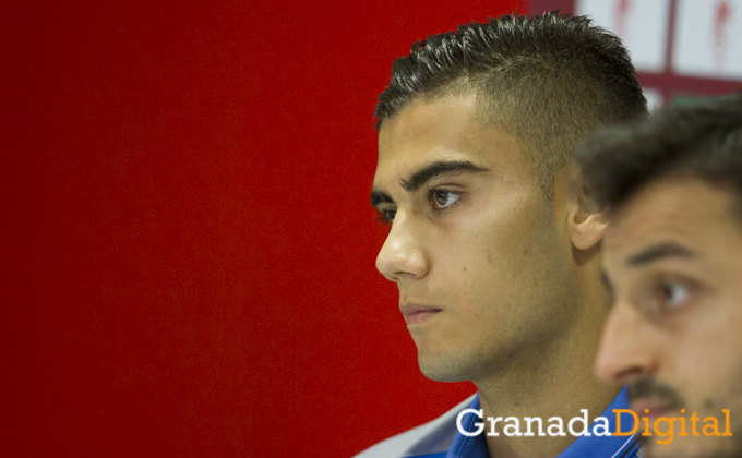 presentacion de Andreas Pereira como nuevo jugador del Granada C