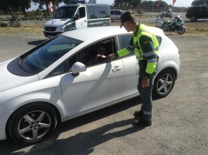 carretera-coche-delito-dgt