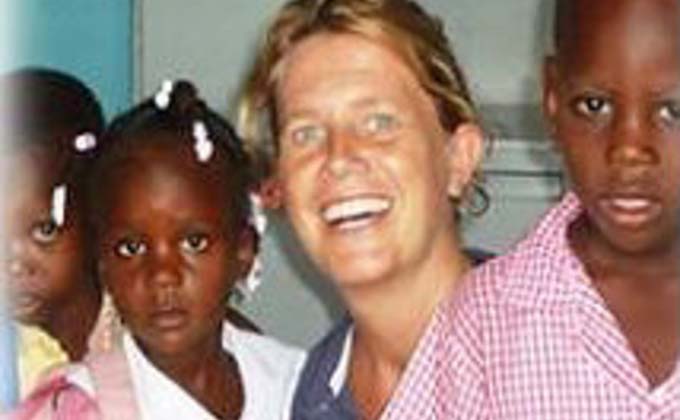 isabel-sola-monja-asesinada-en-haiti-1472856499558