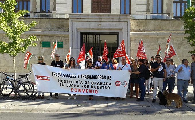 manifestacion-cara-b-turismo-granada-ugt-ccoo