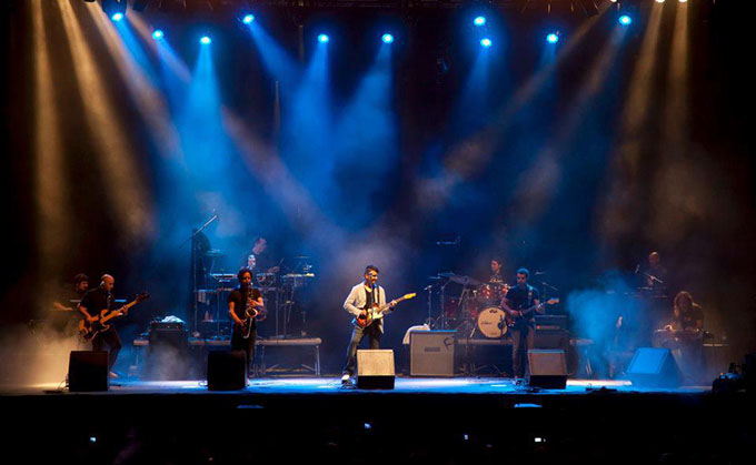 brothers-in-band-rendira-tributo-a-dire-straits-en-almunecar-16