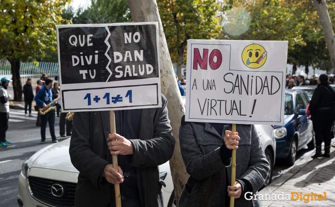 manifestacion por dos hospitales completos