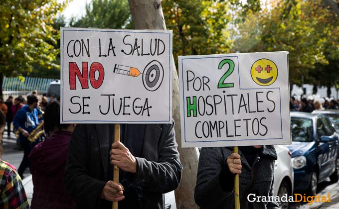 manifestacion por dos hospitales completos