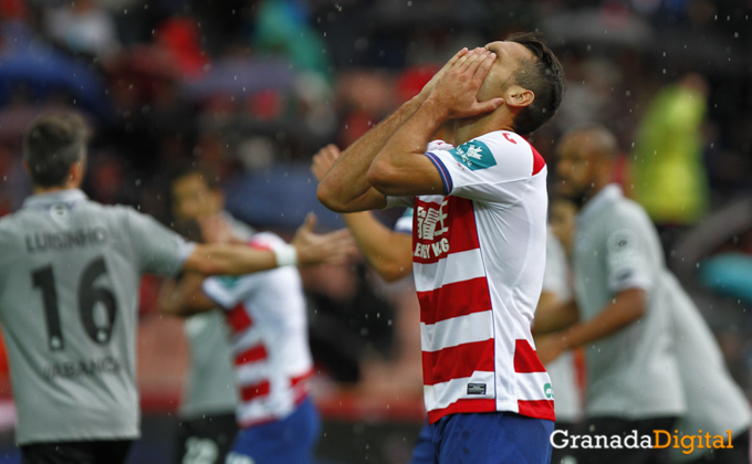 Lamento-barral-tristeza-Granada CF - RC Deportivo de la Coruña