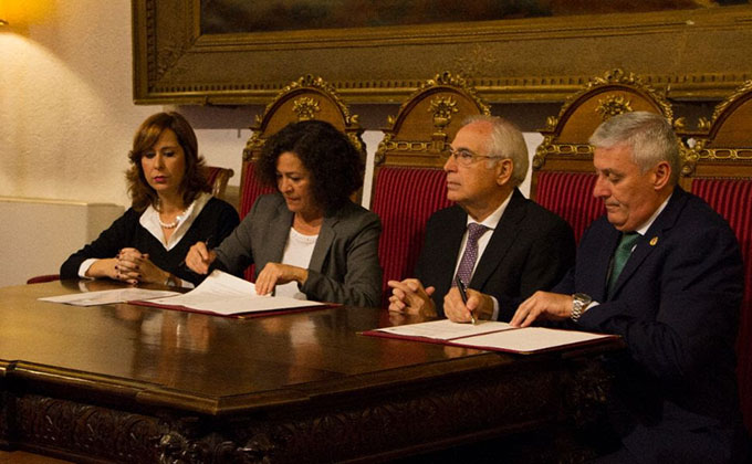 firma-convenio-melilla-ugr