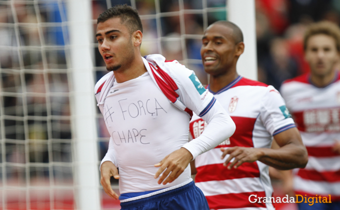 PARTIDO ENTRE EL GRANADA CLUB DE FUTBOL Y EL SEVILLA FUTBOL CLUB, CORRESPONDIENTE A LA JORNADA NUMERO 14 DE LA TEMPORADA 2016/17 DE LA LIGA SANTANDER DE PRIMERA DIVISON EN ESPAÑA, DISPUTADO EN EL ESTADIO DE LOS CARMENES DE GRANADA (ANDALUCIA,ESPAÑA)