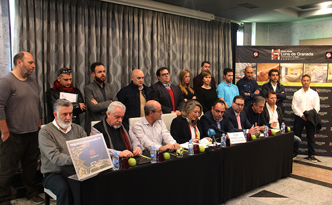 MOMENTO RUEDA PRENSA EN GRANADA 17