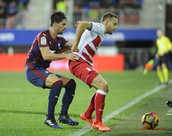 adrian-ingason-eibar-granada