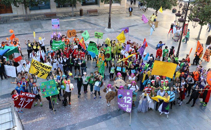 Algunos participantes de la Gymkhana, en la Plaza del Carmen