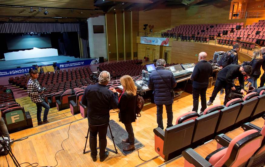 preparativos-palacio-congresos-granada-sn-2017