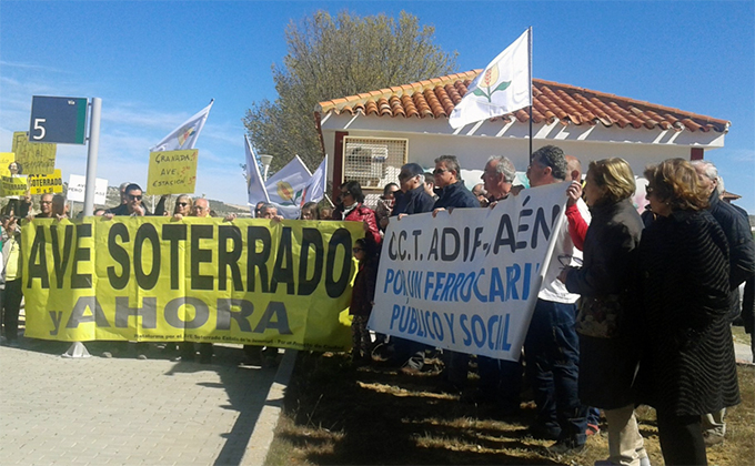 protesta-aislamiento-ferroviario-moreda